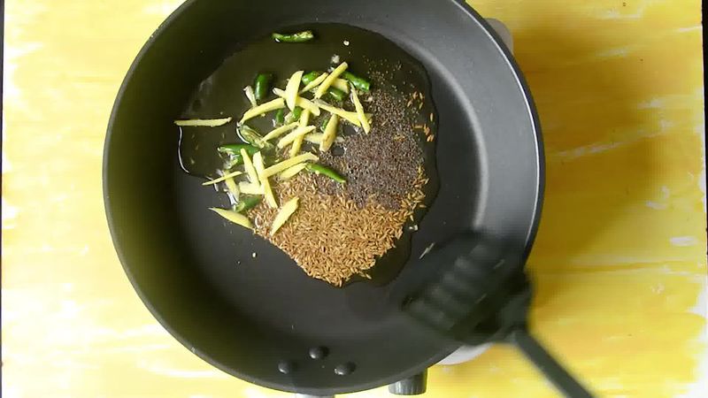 Image of the recipe cooking step-1-8 for How to Make Halwa Chana Poori – Ashtami Prashad