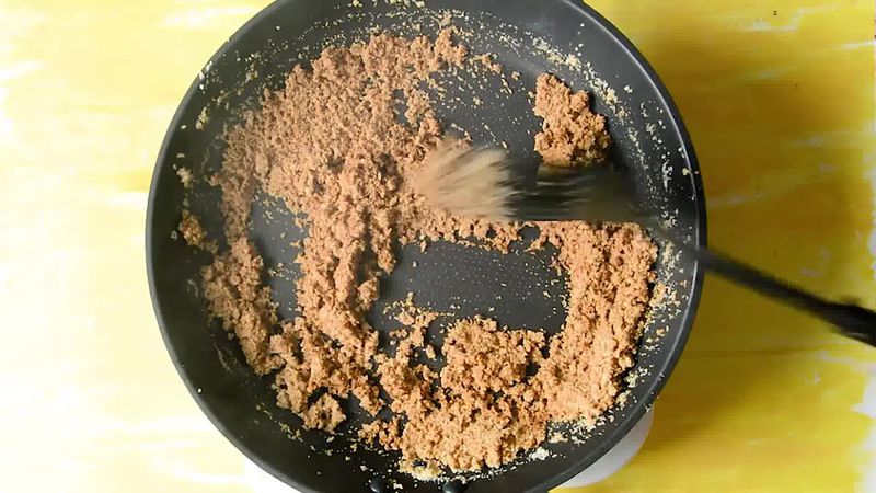 Image of the recipe cooking step-2-3 for How to Make Halwa Chana Poori – Ashtami Prashad