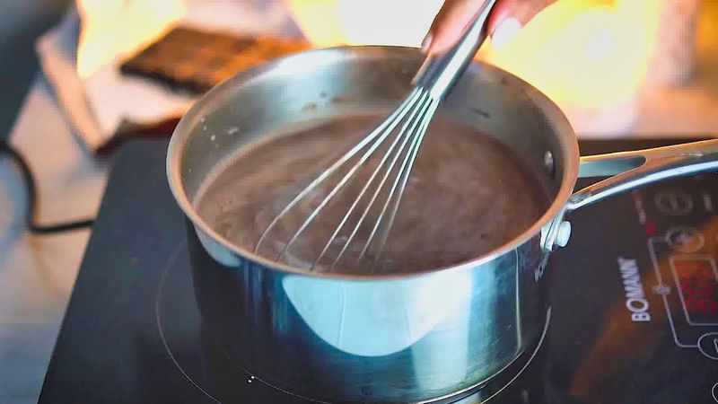 Image of the recipe cooking step-1-7 for Italian Hot Chocolate