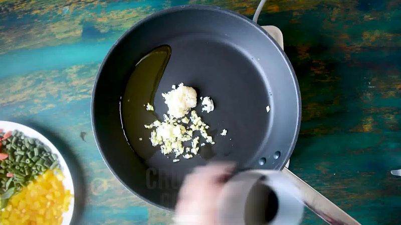 Image of the recipe cooking step-1-2 for Schezwan Fried Rice