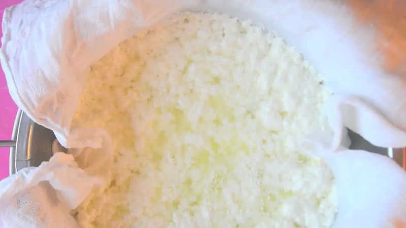 Image of the recipe cooking step-1-4 for Rasgulla Recipe - How To Make Soft and Spongy Rasgulla