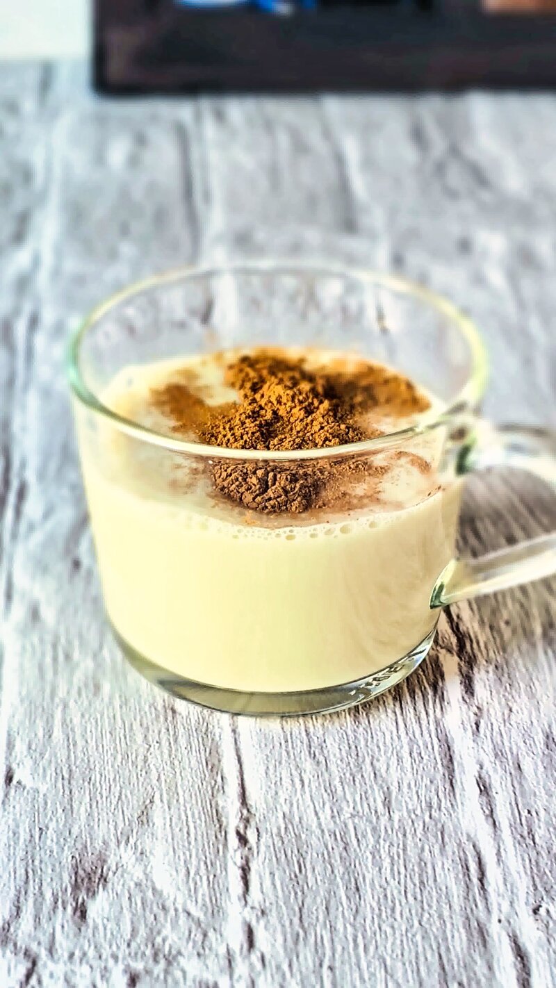 Image of the recipe cooking step-1-1 for Iced Oat Latte with Dalgona Coffee