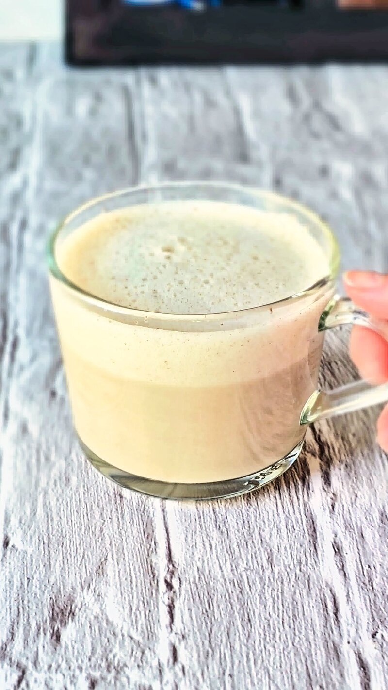 Image of the recipe cooking step-1-2 for Iced Oat Latte with Dalgona Coffee