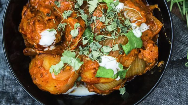 Image of the recipe cooking step-1-22 for Jaipuri Aloo Pyaaz Ki Sabzi – Potato Onion Curry
