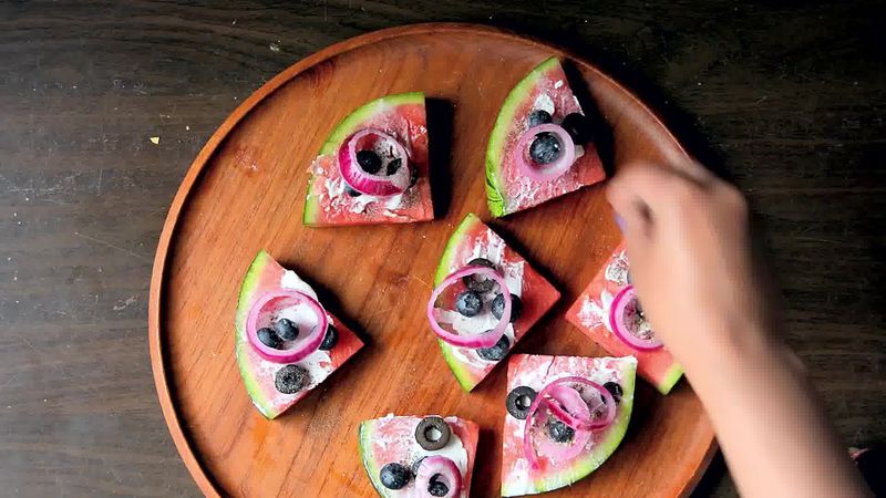 Image of the recipe cooking step-1-4 for Juicy Watermelon Pizza