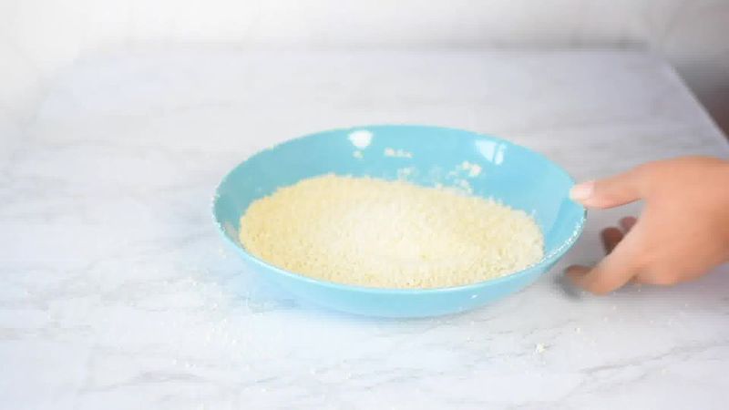 Image of the recipe cooking step-1-3 for Kaju Pista Roll Recipe - Cashew Pistachio Fudge