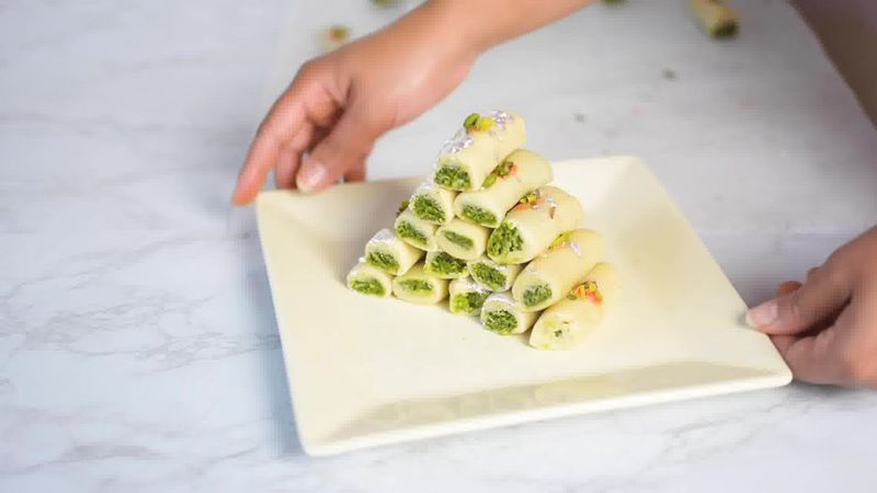 Image of the recipe cooking step-6-11 for Kaju Pista Roll Recipe - Cashew Pistachio Fudge