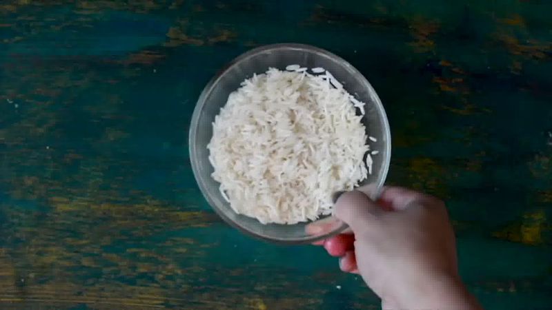 Image of the recipe cooking step-1-1 for Saffron Rice Kheer - Kesar Chawal Ki Kheer (Video)