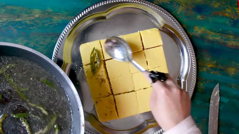 Image of the recipe cooking step-3-1 for Khaman Dhokla Recipe - Instant Soft and Spongy Dhokla