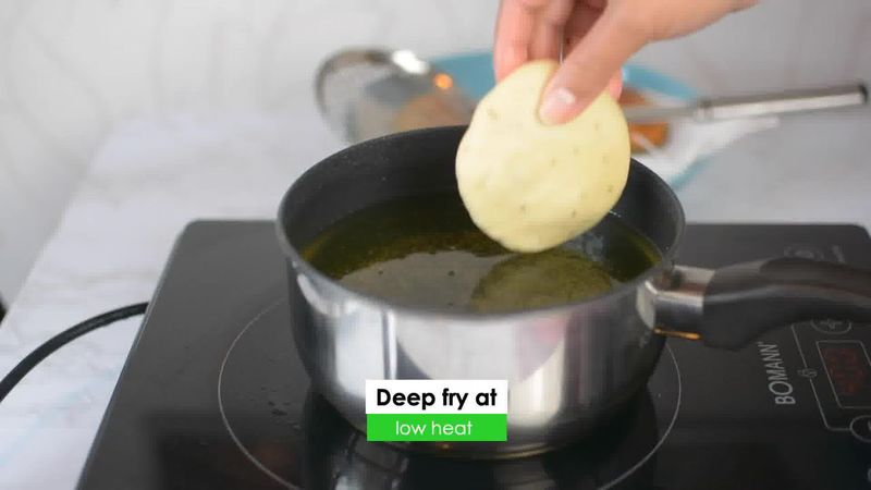 Image of the recipe cooking step-4-2 for Khasta Moong Dal Kachori