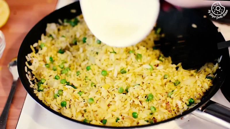 Image of the recipe cooking step-1-12 for Indori Poha Recipe – Beaten Rice Fry Recipe
