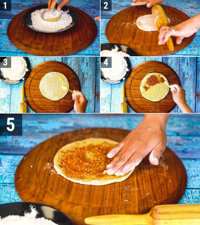 Image of the recipe cooking step-4-1 for Khichdi Paratha