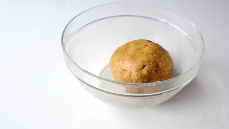 Image of the recipe cooking step-1-5 for Lehsuni Sev - Garlicky Gram Flour Noodles