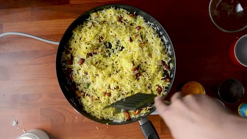 Image of the recipe cooking step-1-6 for Lemon Rice Recipe - How To Make South Indian Lemon Rice