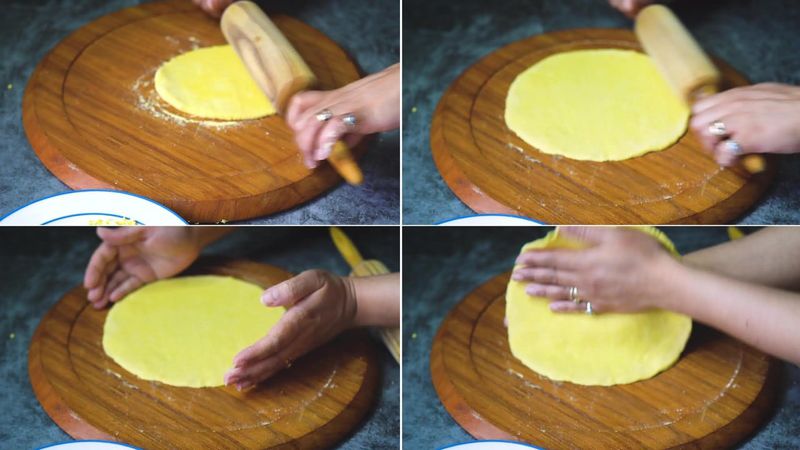 Image of the recipe cooking step-2-2 for Makki Ki Roti