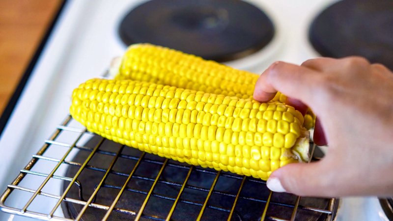 Image of the recipe cooking step-1-4 for Mexican Street Corn (Elote) Recipe