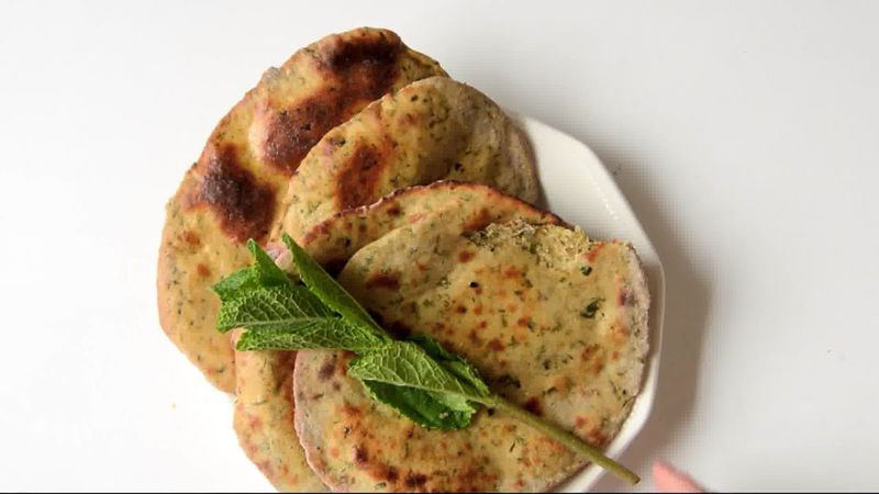 Image of the recipe cooking step-1-11 for Mint Coriander Tandoori Roti Recipe
