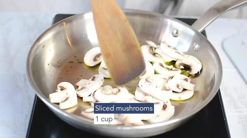 Image of the recipe cooking step-2-2 for Mushroom Fettuccine with Alfredo Sauce