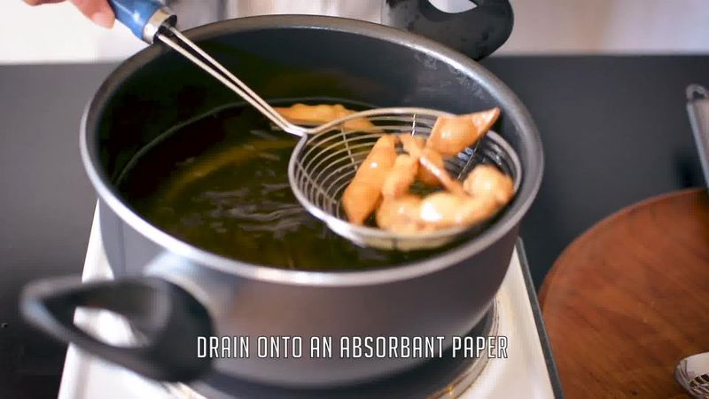 Image of the recipe cooking step-3-4 for Namak Para (8 fun Ways)