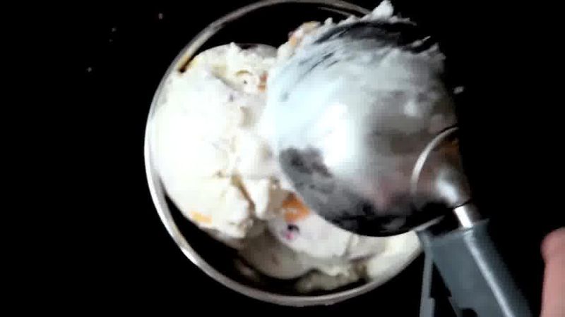 Image of the recipe cooking step-1-8 for No Churn Peach Blueberry Ice Cream (Video)