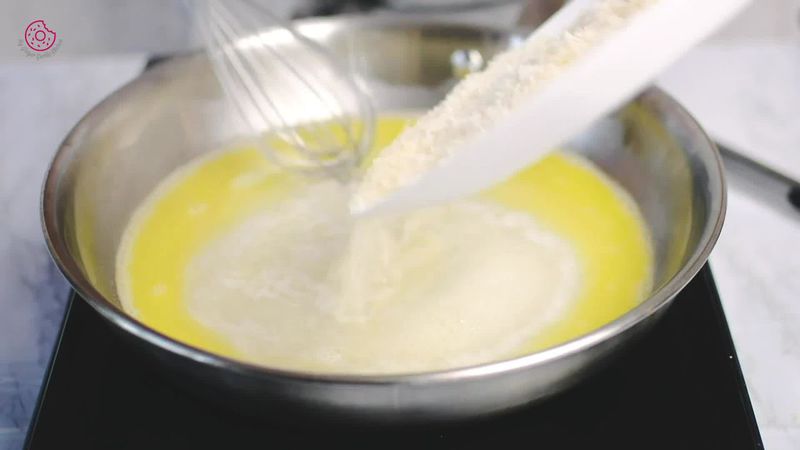 Image of the recipe cooking step-1-6 for No Cream Fettuccine Alfredo