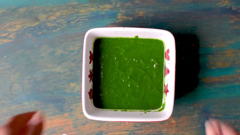 Image of the recipe cooking step-1-2 for Palak Puri - Spinach Puri (Step-by-step video)