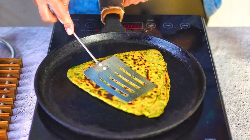 Image of the recipe cooking step-2-14 for  Palak Paratha Recipe (Spinach Paratha)