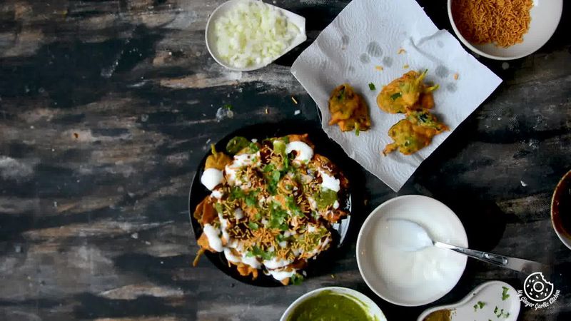 Image of the recipe cooking step-2-5 for Palak Patta Chaat Recipe - Spinach Leaf Fritters
