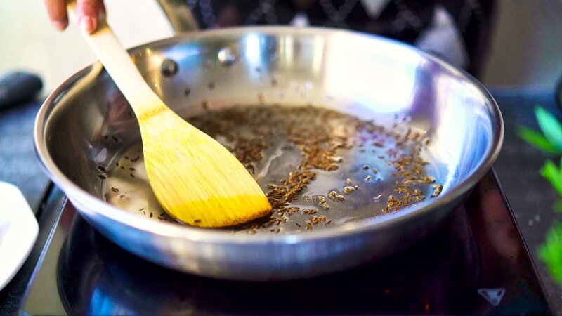 Image of the recipe cooking step-2-1 for Paneer Nawabi (Creamy White Gravy Paneer Curry)