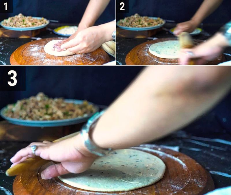 Image of the recipe cooking step-3-2 for Paneer Paratha