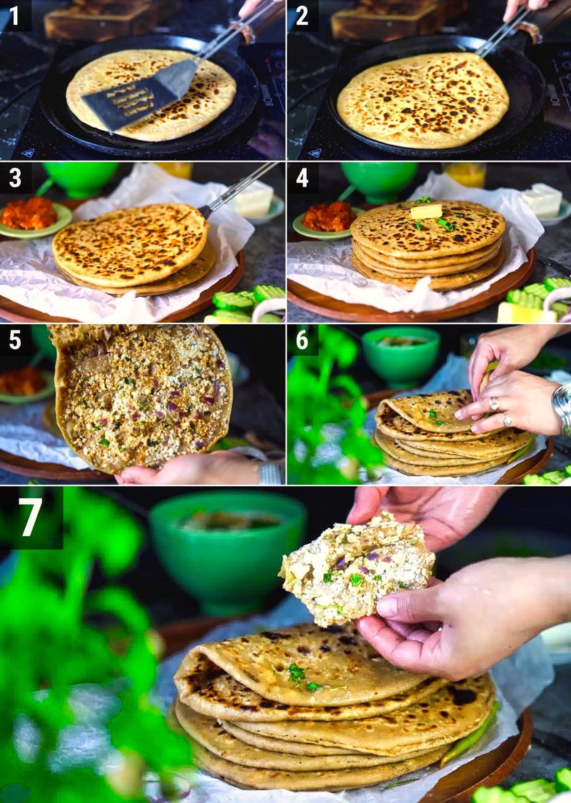 Image of the recipe cooking step-3-4 for Paneer Paratha