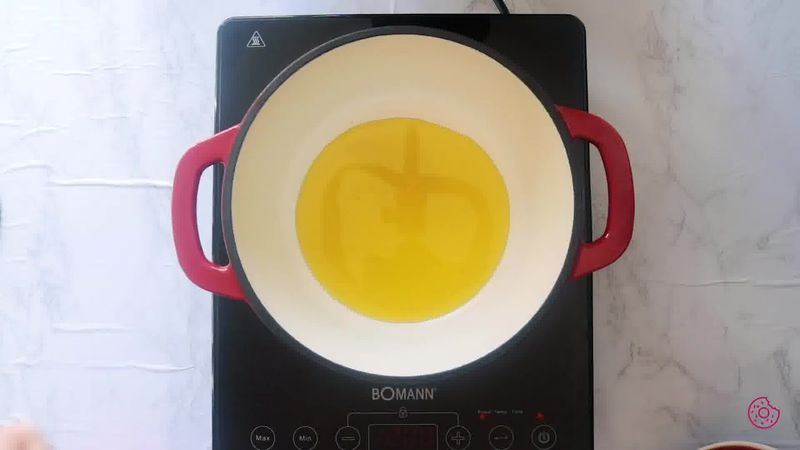 Image of the recipe cooking step-1-4 for Penne Arrabbiata - Pasta Arrabiata