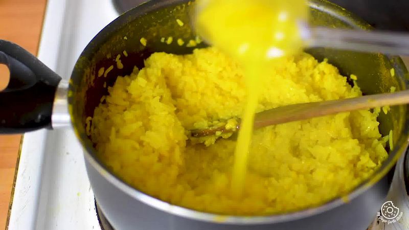 Image of the recipe cooking step-1-11 for Paush Khichda - Sweet Khichdi (Pan, Cooker, Instant Pot)