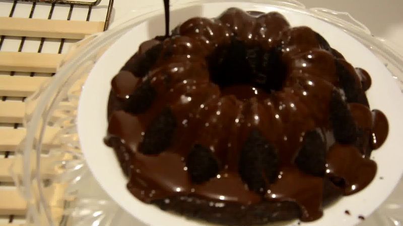 Image of the recipe cooking step-1-15 for Persimmon Chocolate Bundt Cake (with Video)