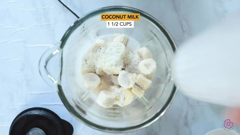 Image of the recipe cooking step-1-1 for Pineapple Coconut Smoothie