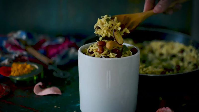 Image of the recipe cooking step-4-3 for Chivda Recipe - Poha Chivda
