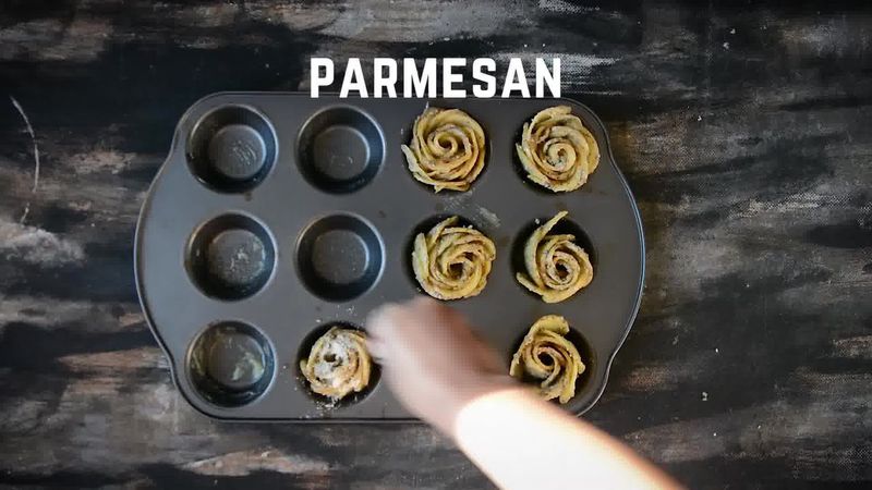 Image of the recipe cooking step-1-10 for Potato Roses - Potato Gratins (Video)