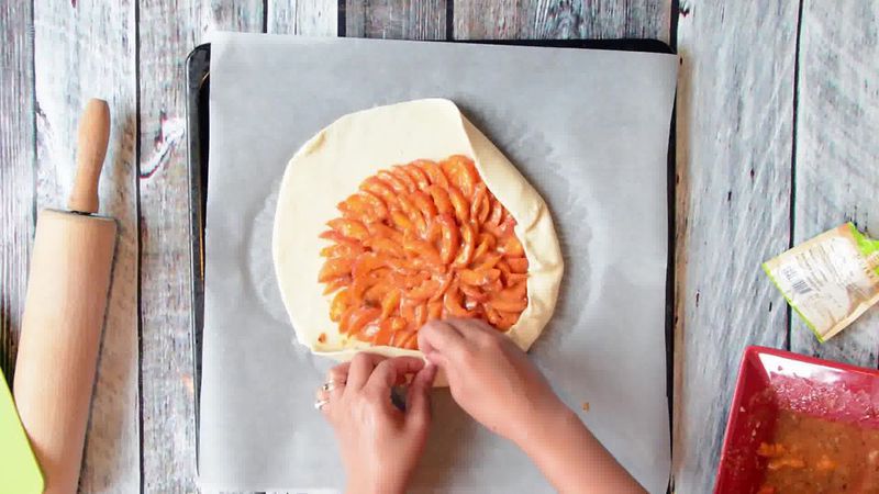 Image of the recipe cooking step-1-7 for Puff Pastry Apricot Galette with Almond Topping