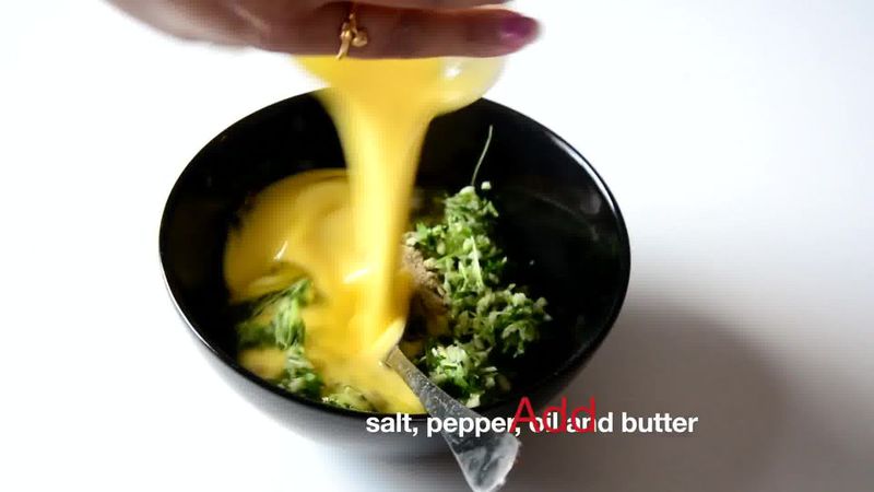 Image of the recipe cooking step-1-6 for Pull Apart Garlic Parsley Bread [With Video]