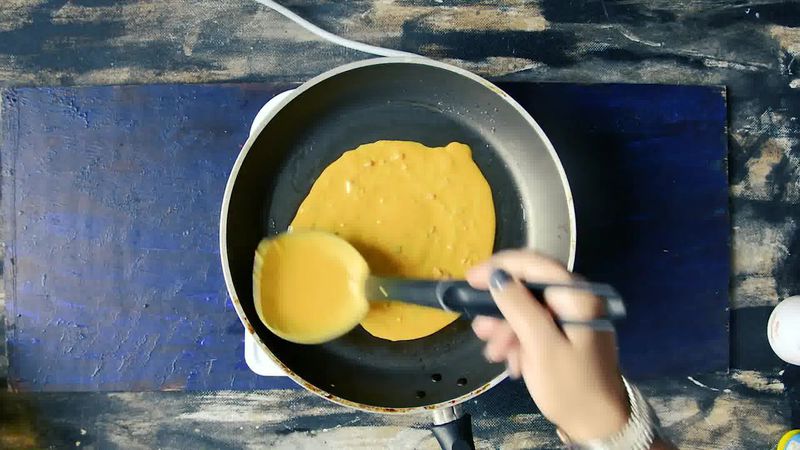 Image of the recipe cooking step-2-3 for Besan Ke Cheele Ki Sabzi - Chickpea Pancake Curry
