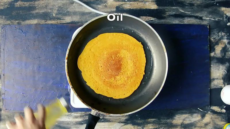 Image of the recipe cooking step-2-6 for Besan Ke Cheele Ki Sabzi - Chickpea Pancake Curry