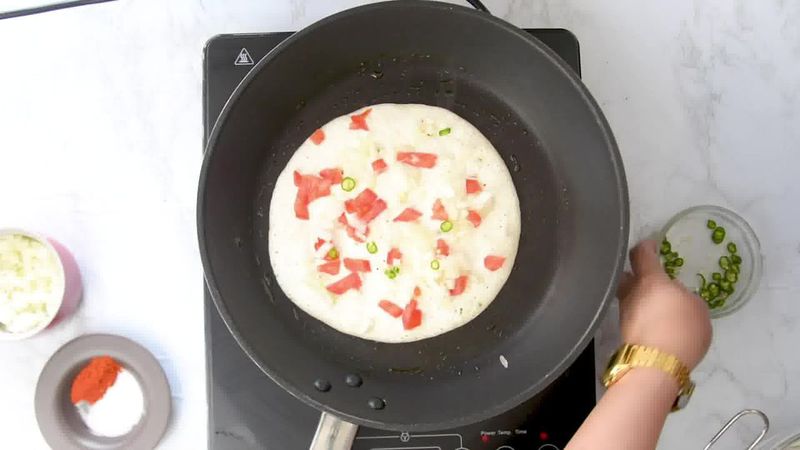 Image of the recipe cooking step-2-4 for Rava Uttapam