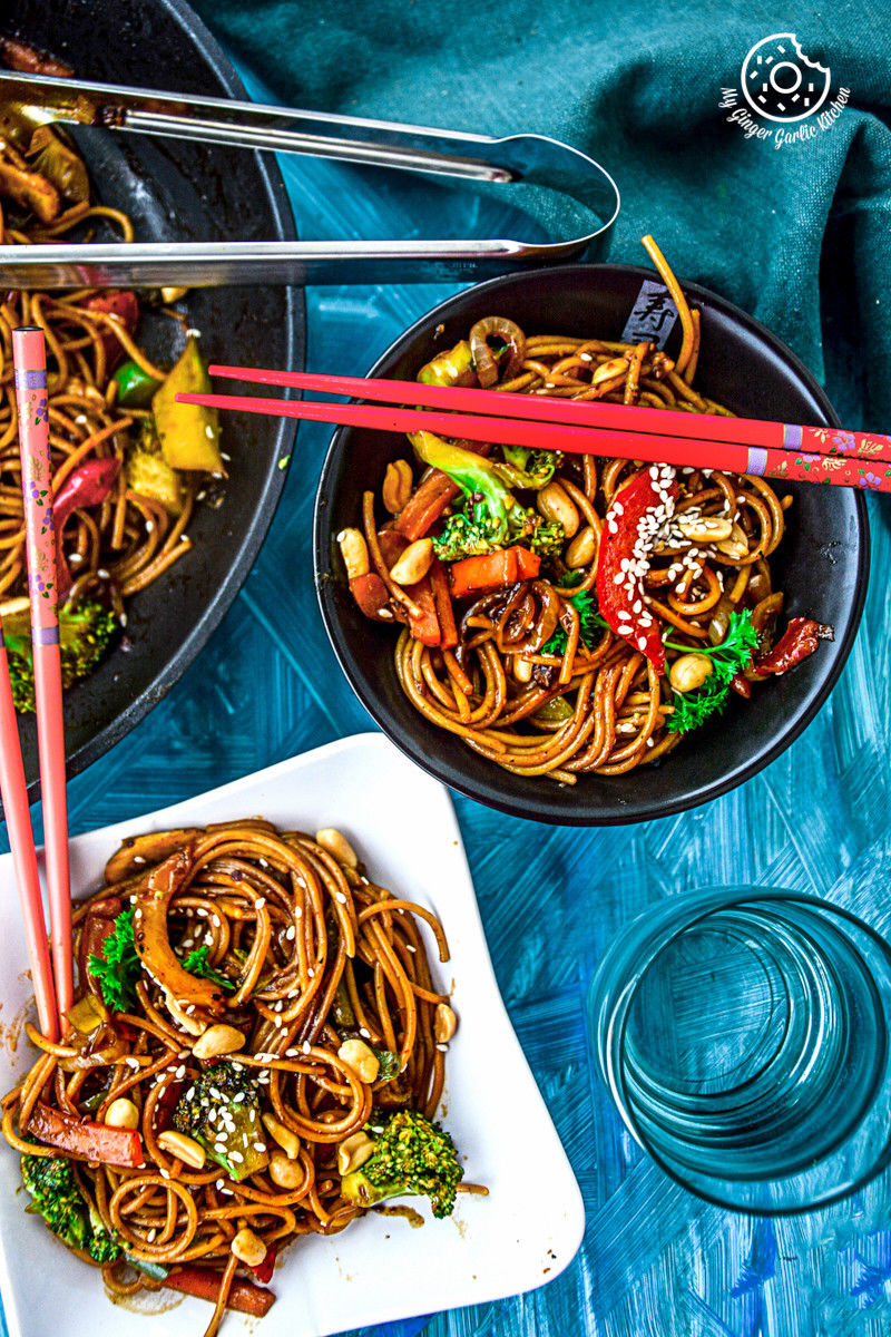 asian vegetable teriyaki noodles and vegetables in a bowl