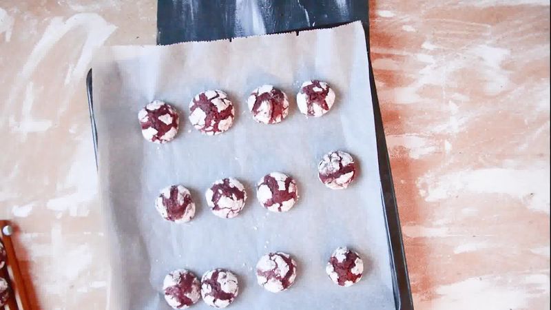 Image of the recipe cooking step-1-9 for Red Velvet Crinkle Cookies