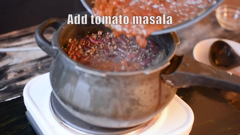 Image of the recipe cooking step-1-10 for Restaurant Style Punjabi Dal Makhani Recipe