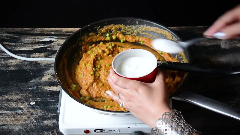 Image of the recipe cooking step-2-6 for Matar Paneer - Peas and Cottage Cheese Curry