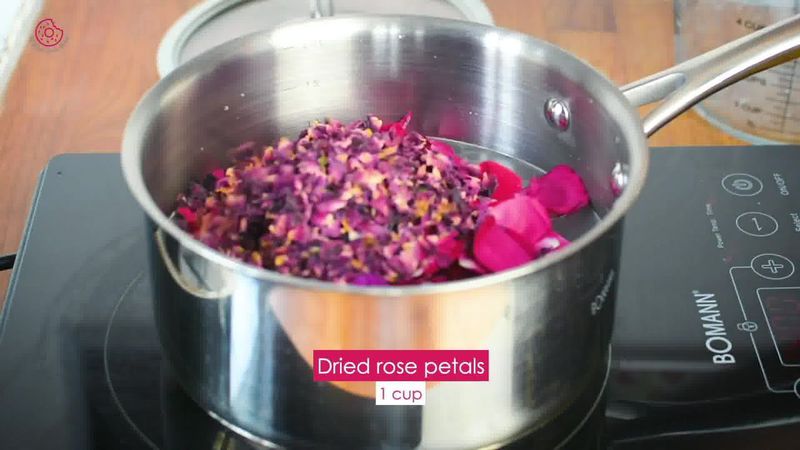 Image of the recipe cooking step-1-3 for How to make Rose Syrup