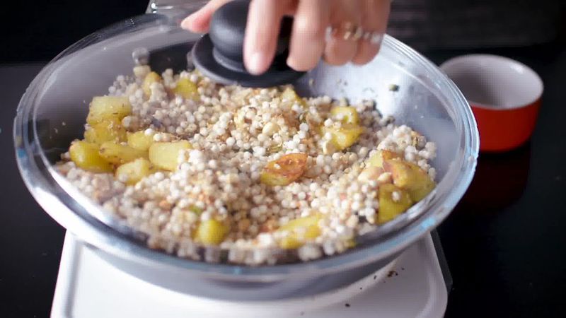 Image of the recipe cooking step-2-9 for Sabudana Khichdi - Tapioca Pearl Stir-Fry