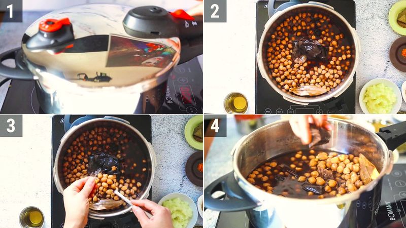 Image of the recipe cooking step-1-3 for Samosa Chaat