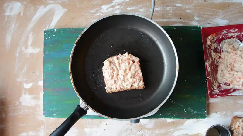 Image of the recipe cooking step-2-3 for Sooji Toast – Rava Toast Recipe (3 ways)